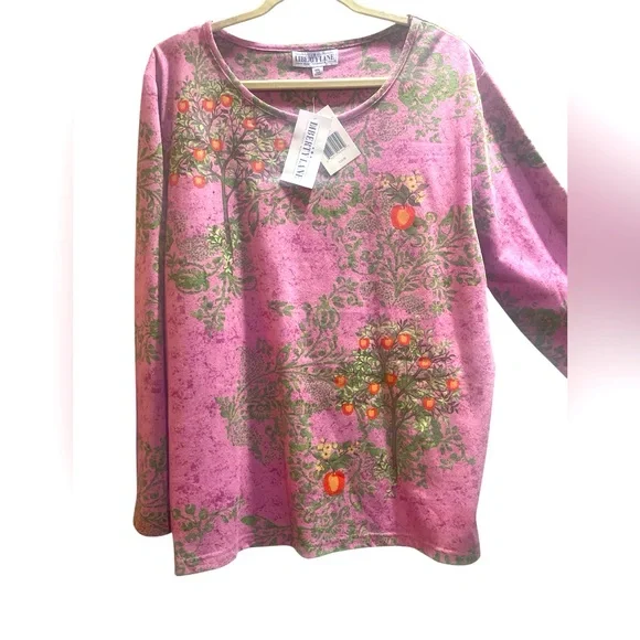 🍎NEW Liberty Lane Long Sleeve Quality Women’s Wear Soft Cotton Blend Apples 🍎 - Picture 1 of 10